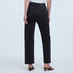 Madewell Curvy 90s Straight Jean in Black